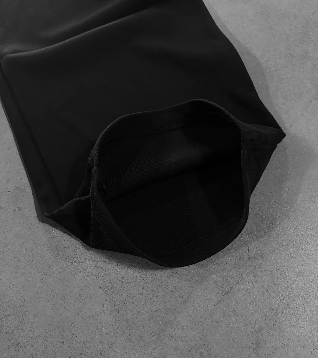 BLACK FLOW PANT - Image 3