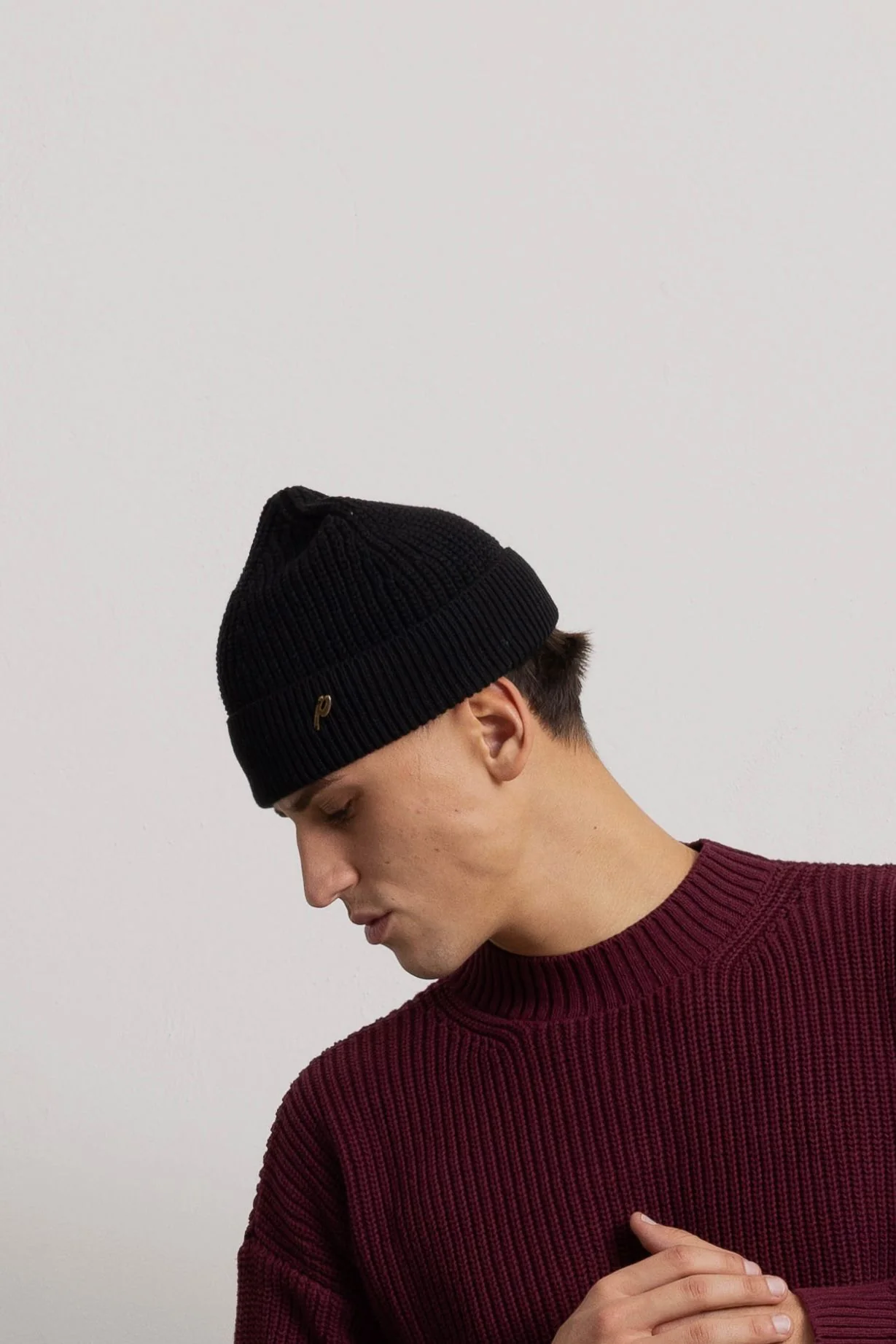 BLACK "P" BEANIE - Image 3