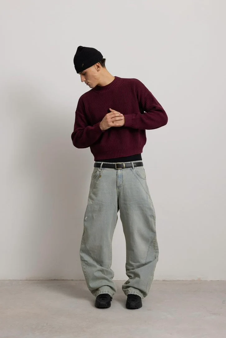 BLACK "P" BEANIE - Image 4
