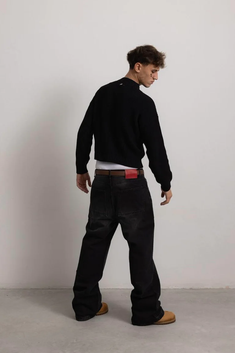 BLACK "P" KNIT - Image 7