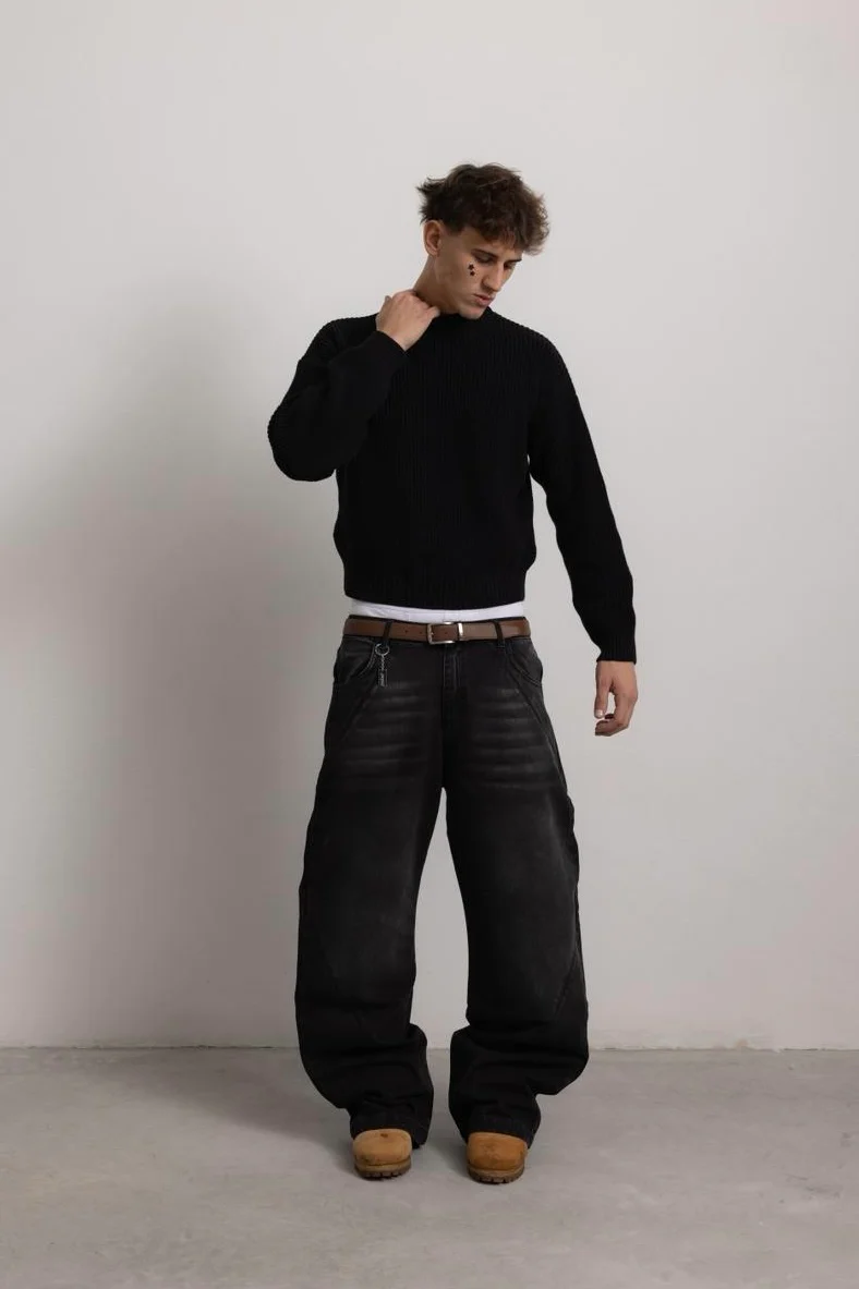 BLACK "P" KNIT - Image 8