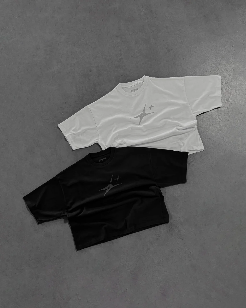 BLACK "P" STAR TEE - Image 10