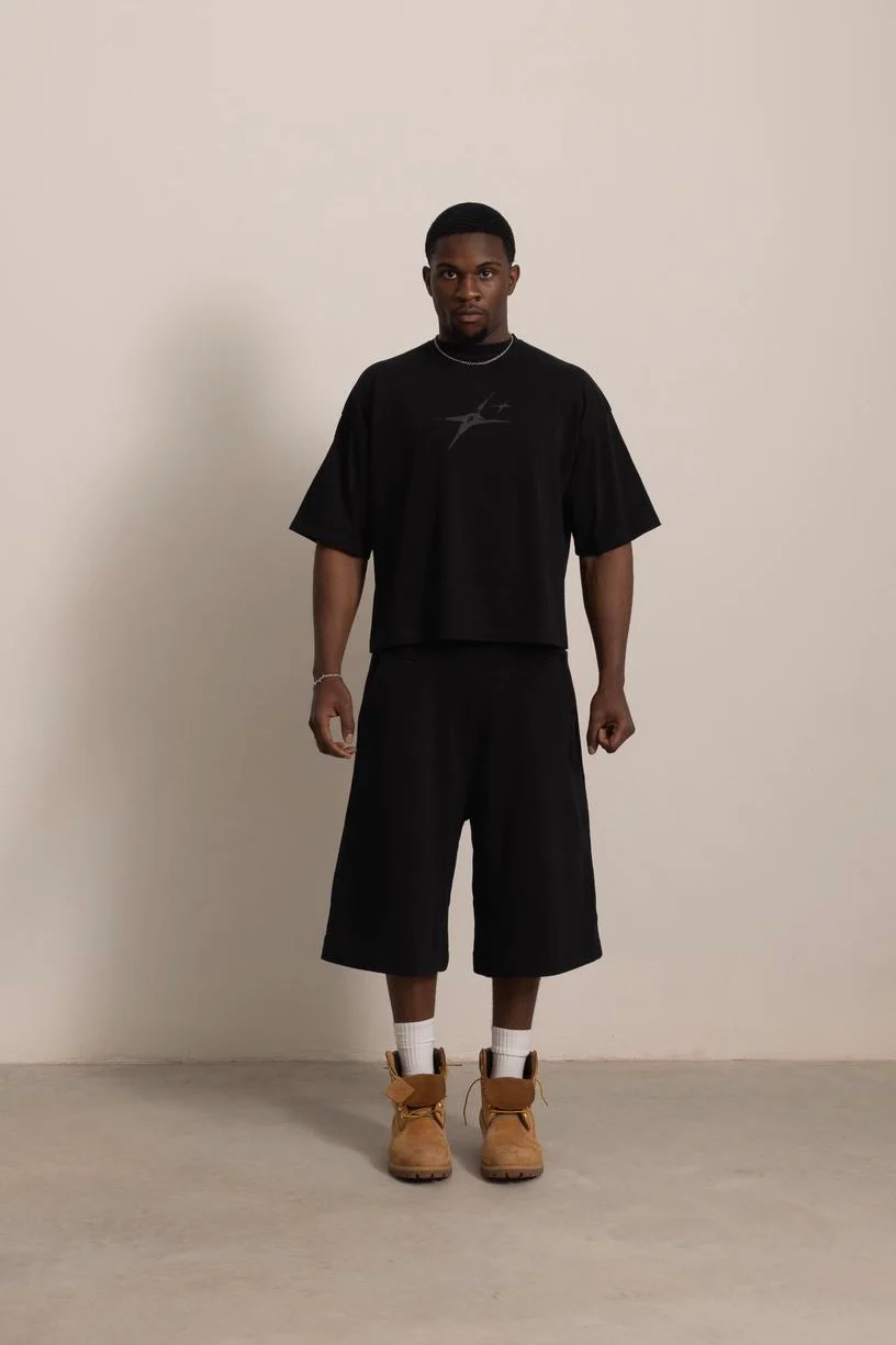 BLACK "P" STAR TEE - Image 6