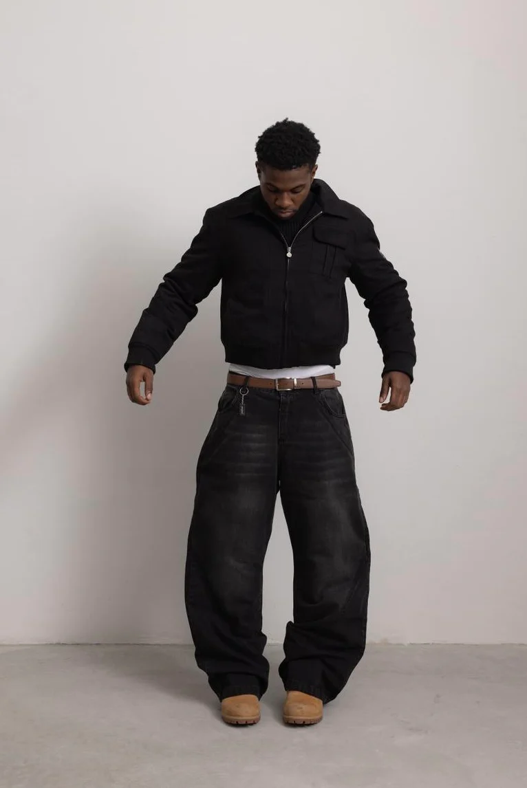 BLACK PERFECT BOMBER - Image 10