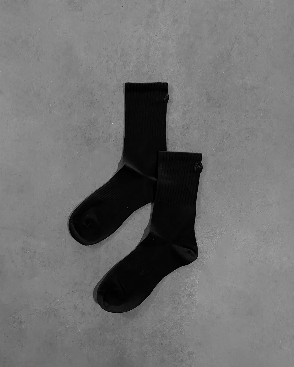 BLACK PERFECT SOCKS