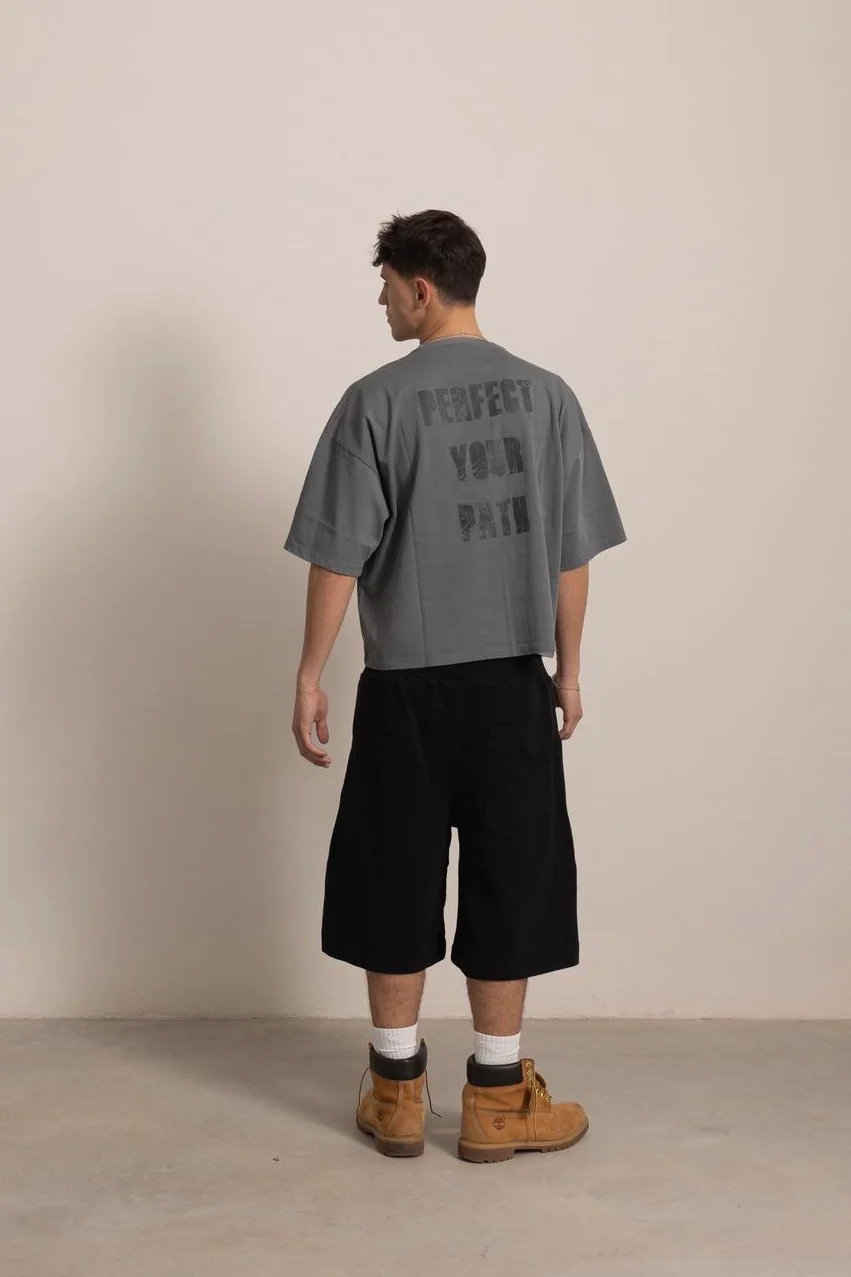 BLACK EVERYDAY SHORTS - Image 3