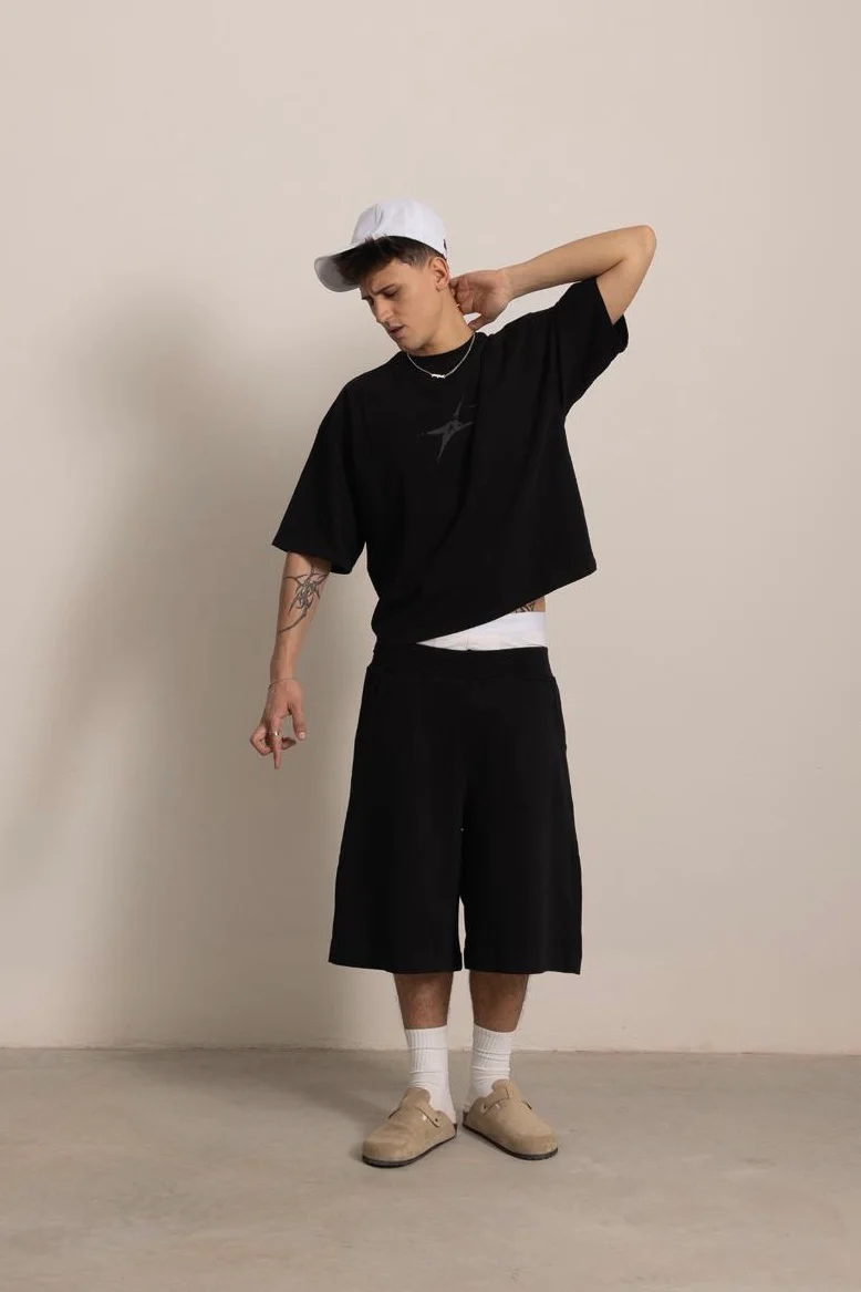 BLACK EVERYDAY SHORTS - Image 4