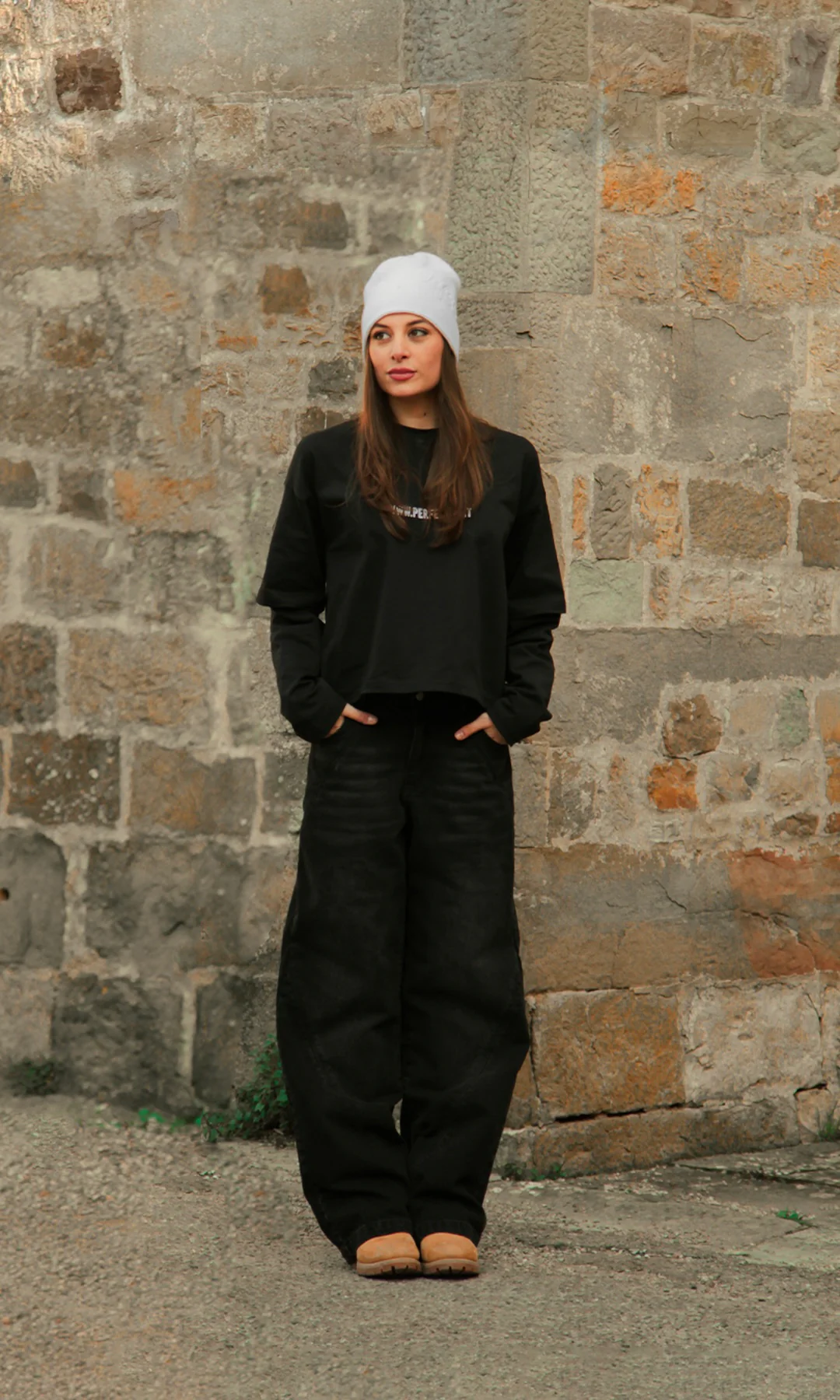 BLACK TRIPLE-W LONGSLEEVE - Image 7