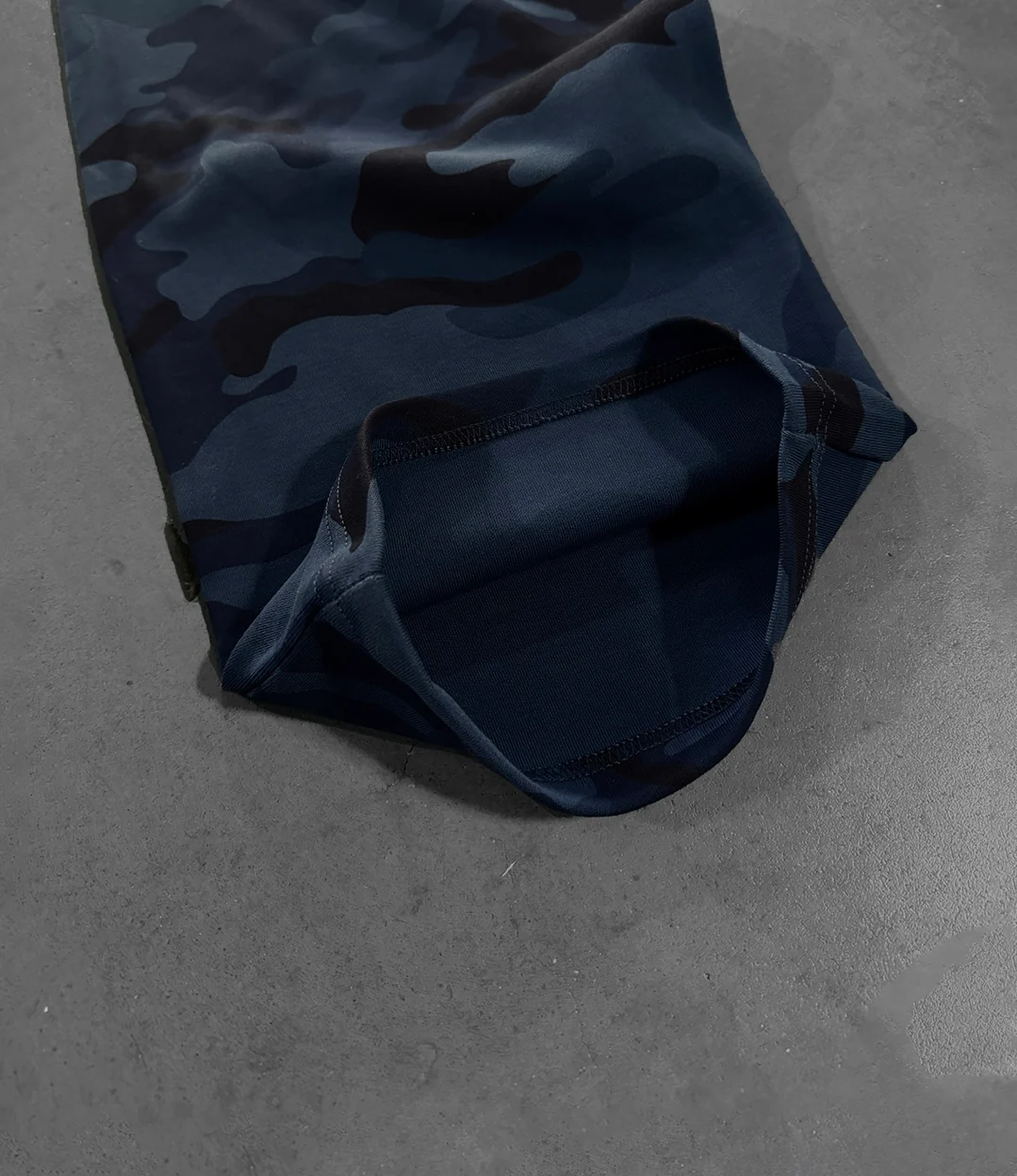 BLUE NAVY CAMO FLOW PANT - Image 3