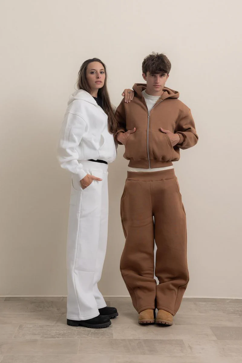 CREAM ZIP HOODIE - Image 10
