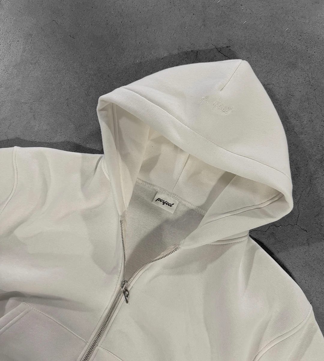 CREAM ZIP HOODIE - Image 4