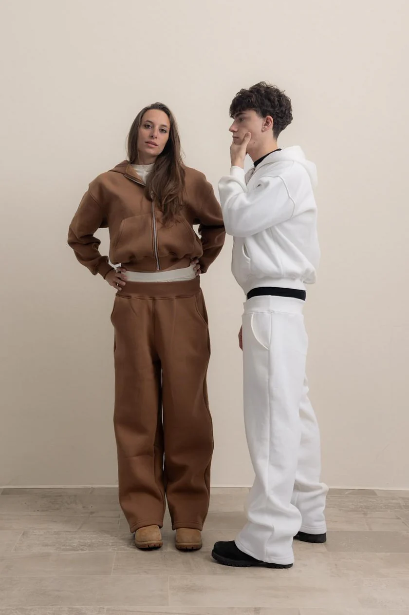 CREAM ZIP HOODIE - Image 9