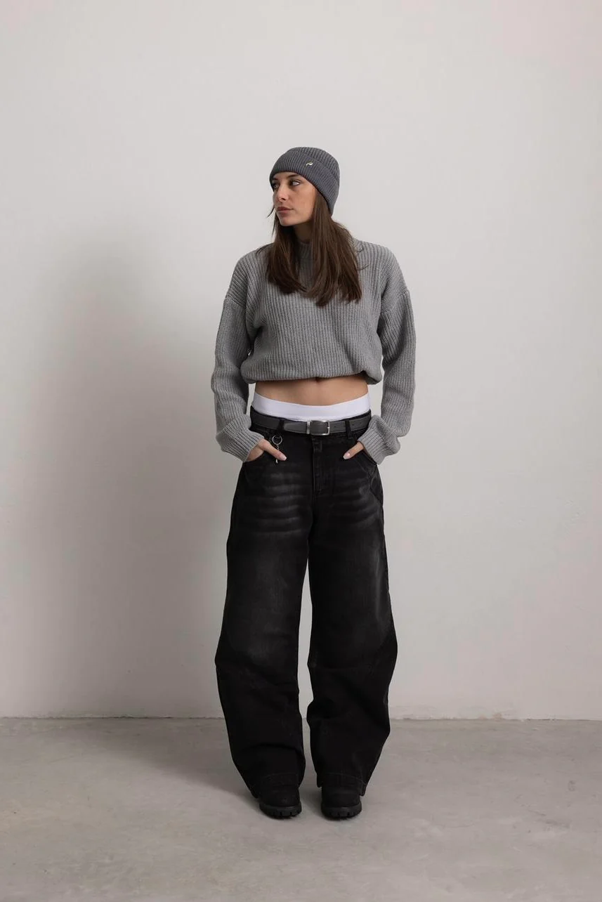 GRAPHITE GREY "P" BEANIE - Image 3