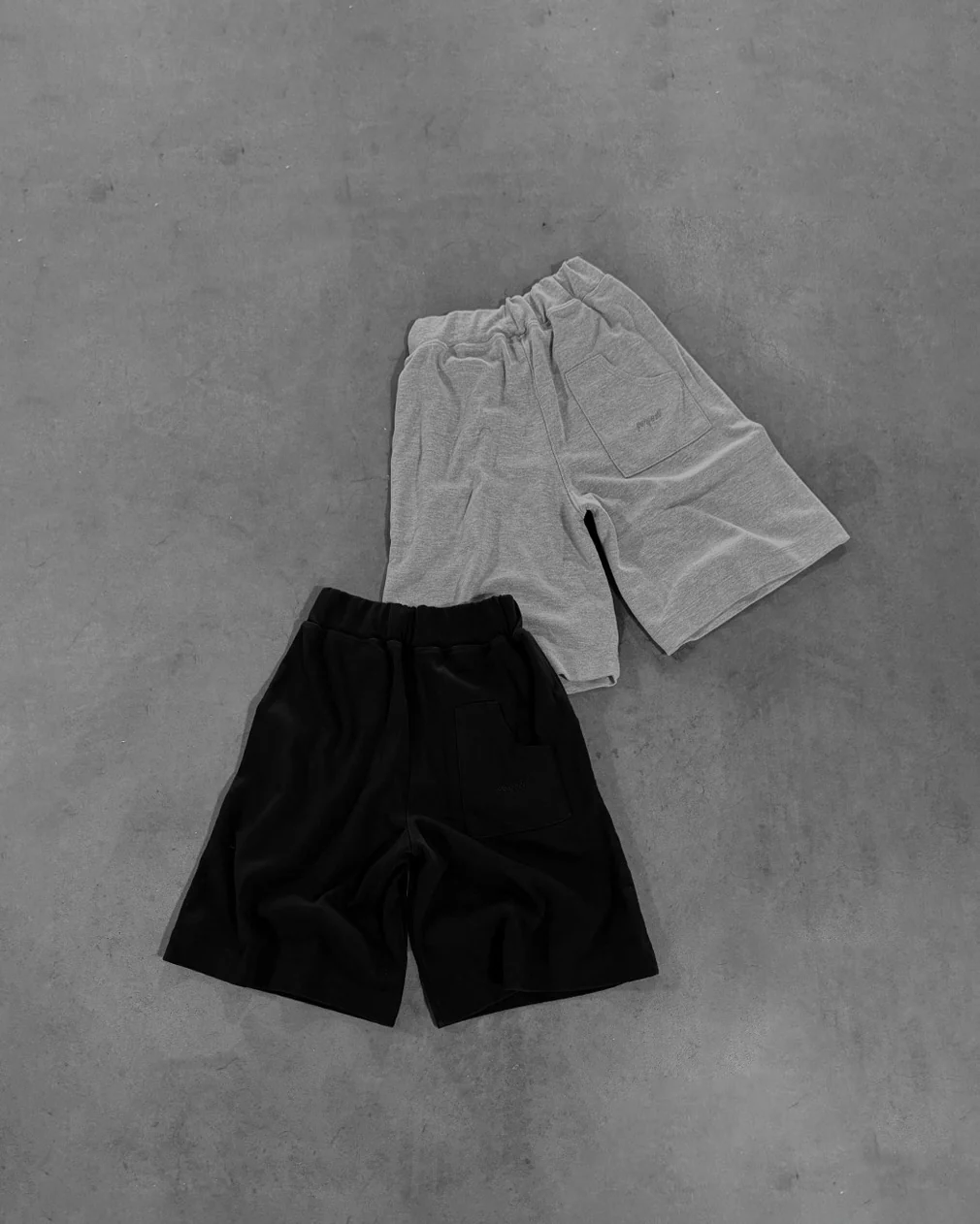 GREY EVERYDAY SHORTS - Image 8