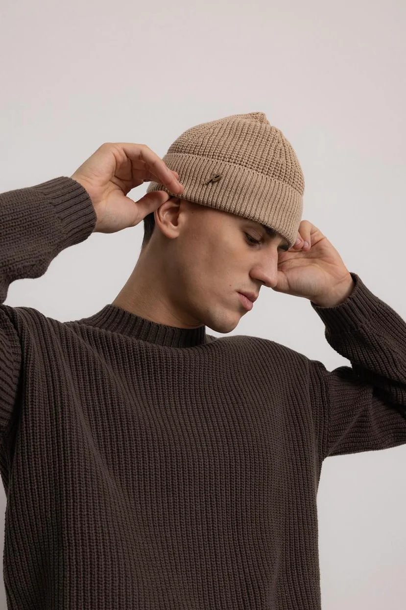 HAVANA "P" BEANIE - Image 3