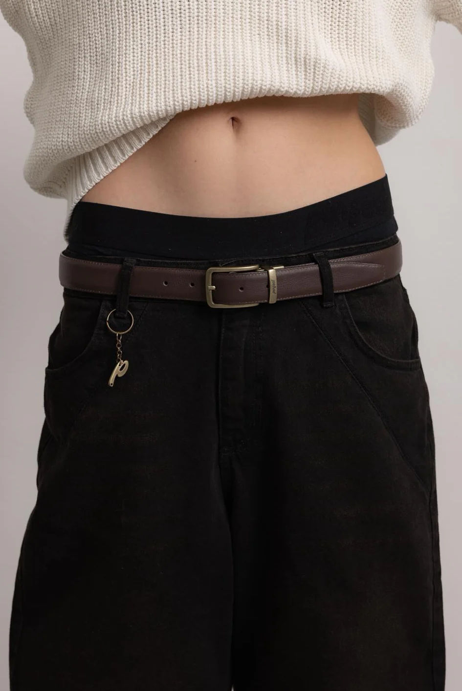 MATT BRASS "P" KEYCHAIN - Image 5