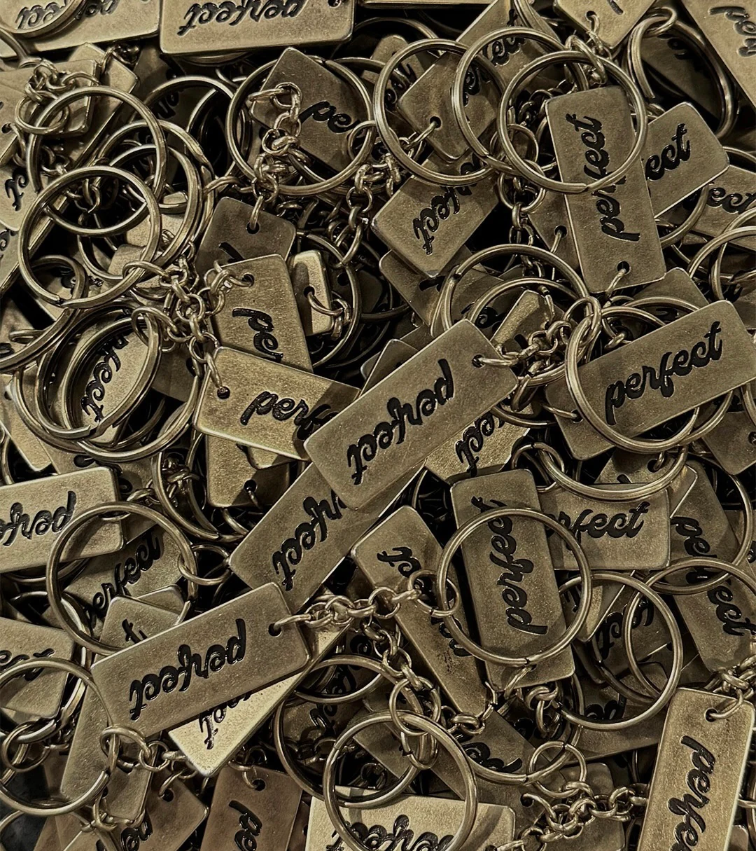 MATT BRASS PERFECT KEYCHAIN - Image 3