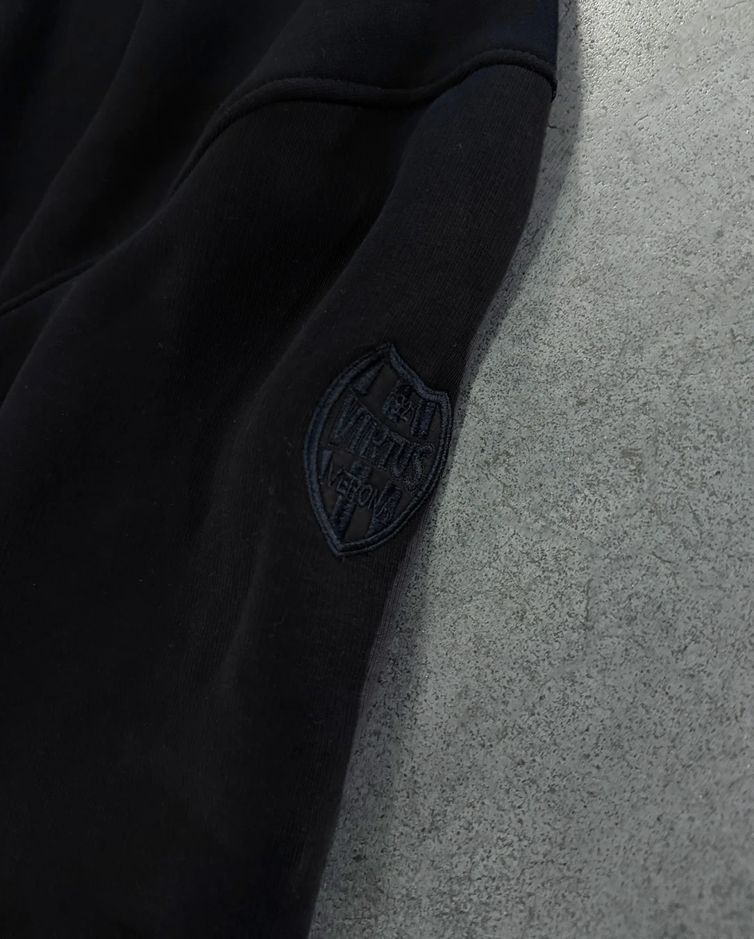 MIDNIGHT BLUE VV ZIP HOODIE 2025/2026 - Image 5