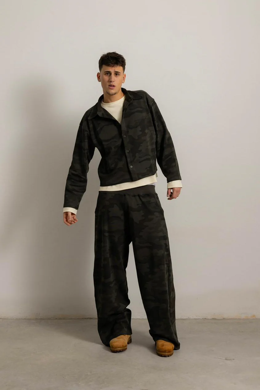 MILITARY GREEN CAMO FLOW PANT - Image 4