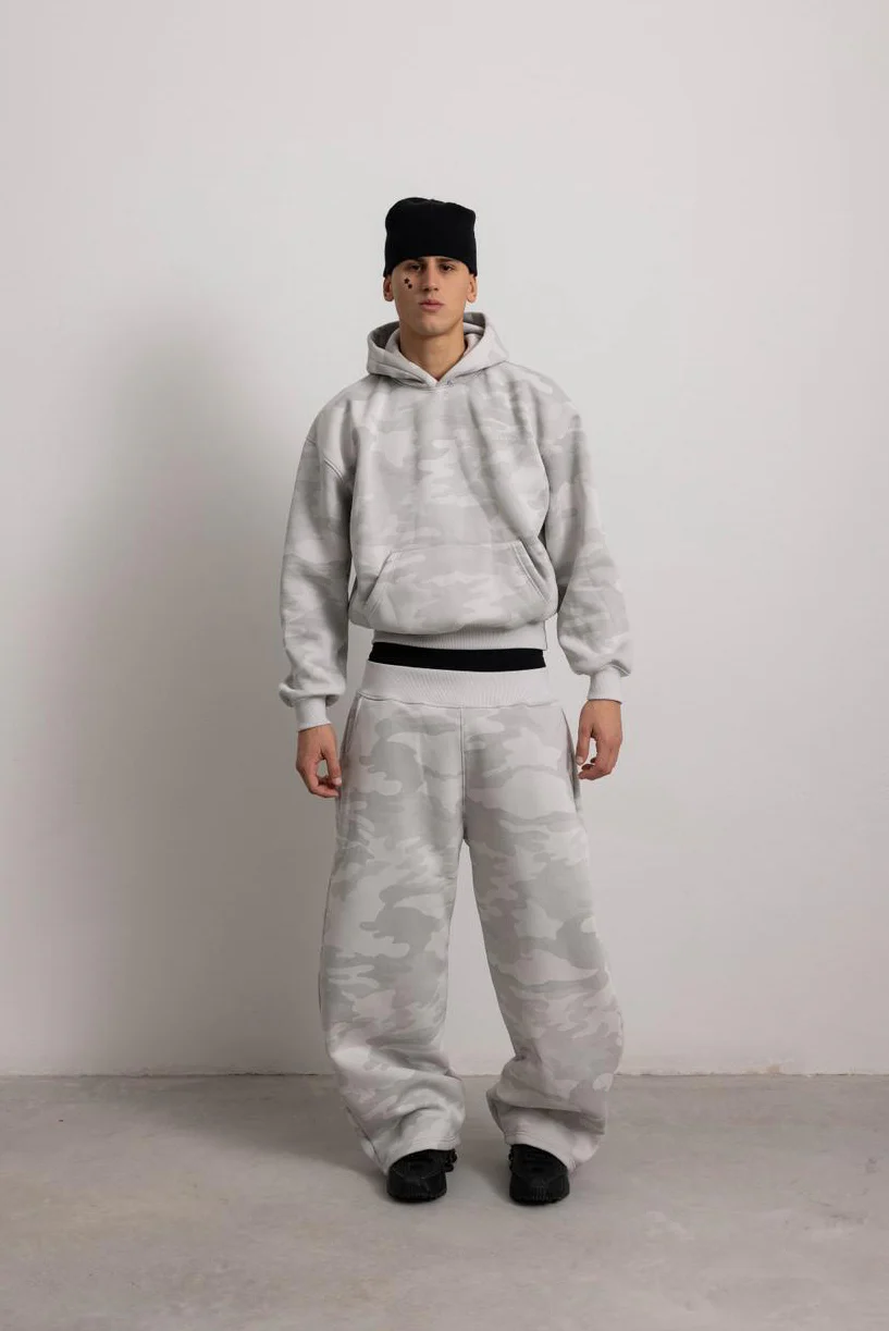 PEARL GREY CAMO PANT - Image 3