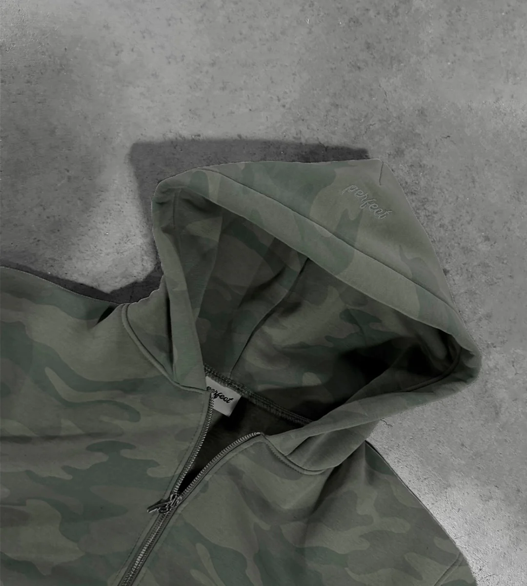 SAGE GREEN CAMO ZIP HOODIE - Image 5