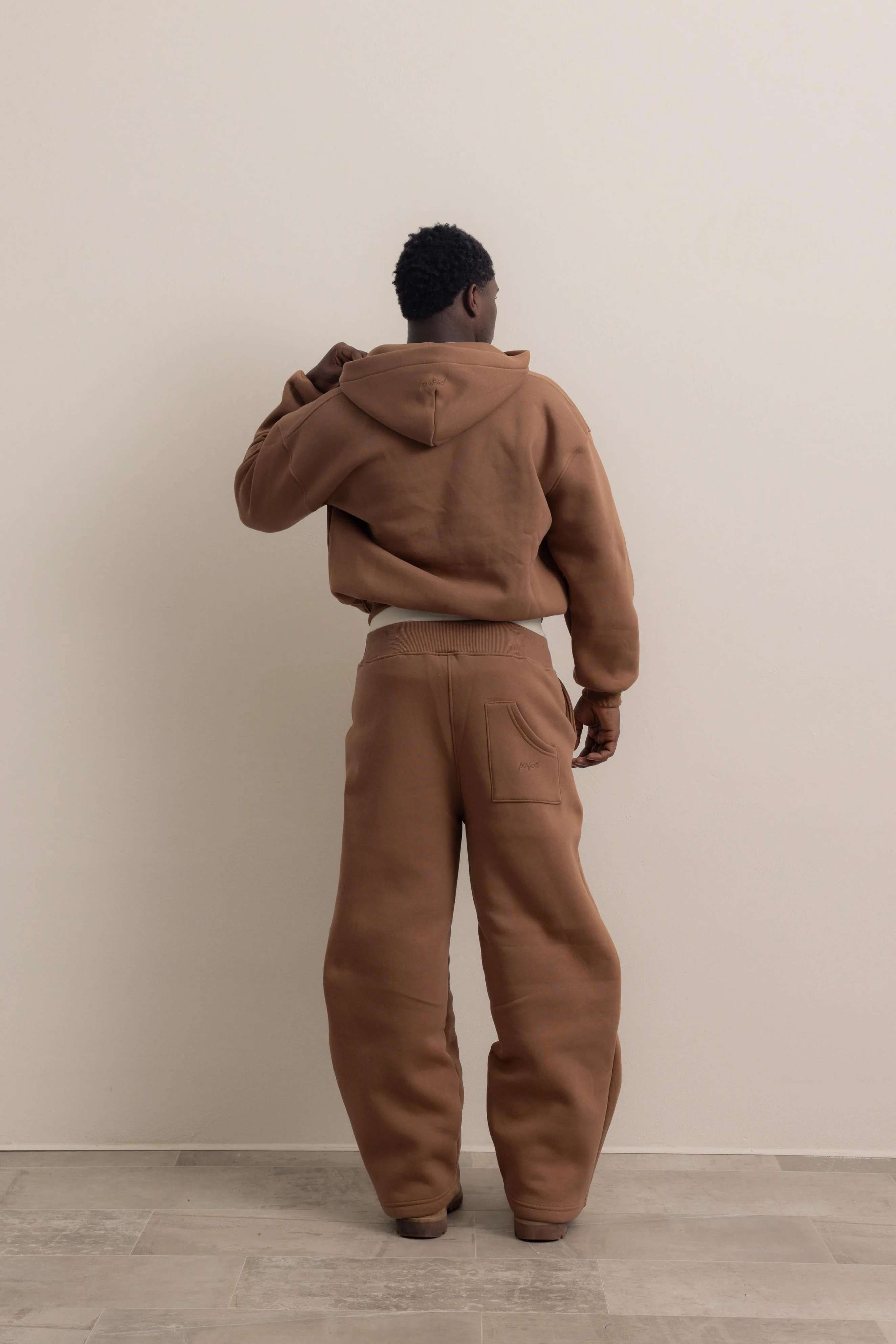 TOBACCO BROWN ZIP HOODIE - Image 6
