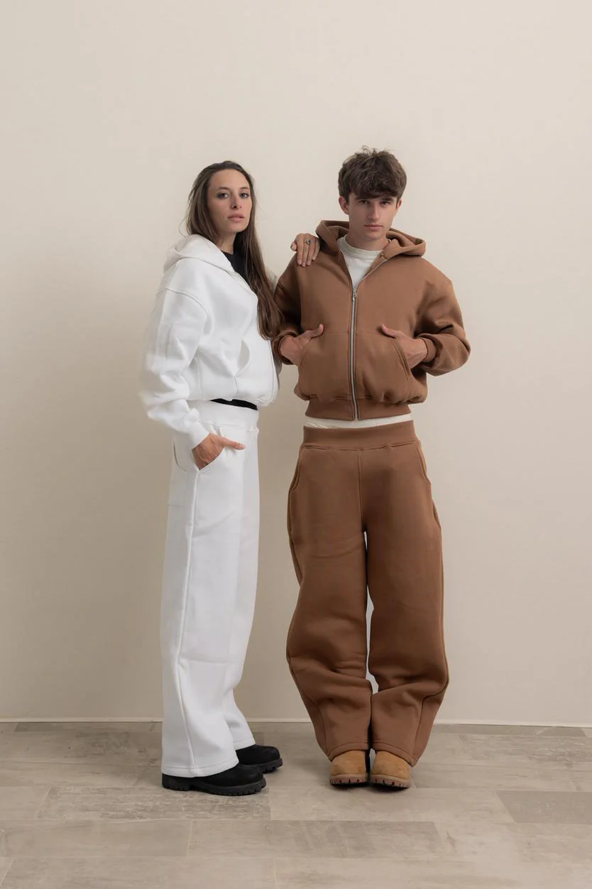 TOBACCO BROWN ZIP HOODIE - Image 9