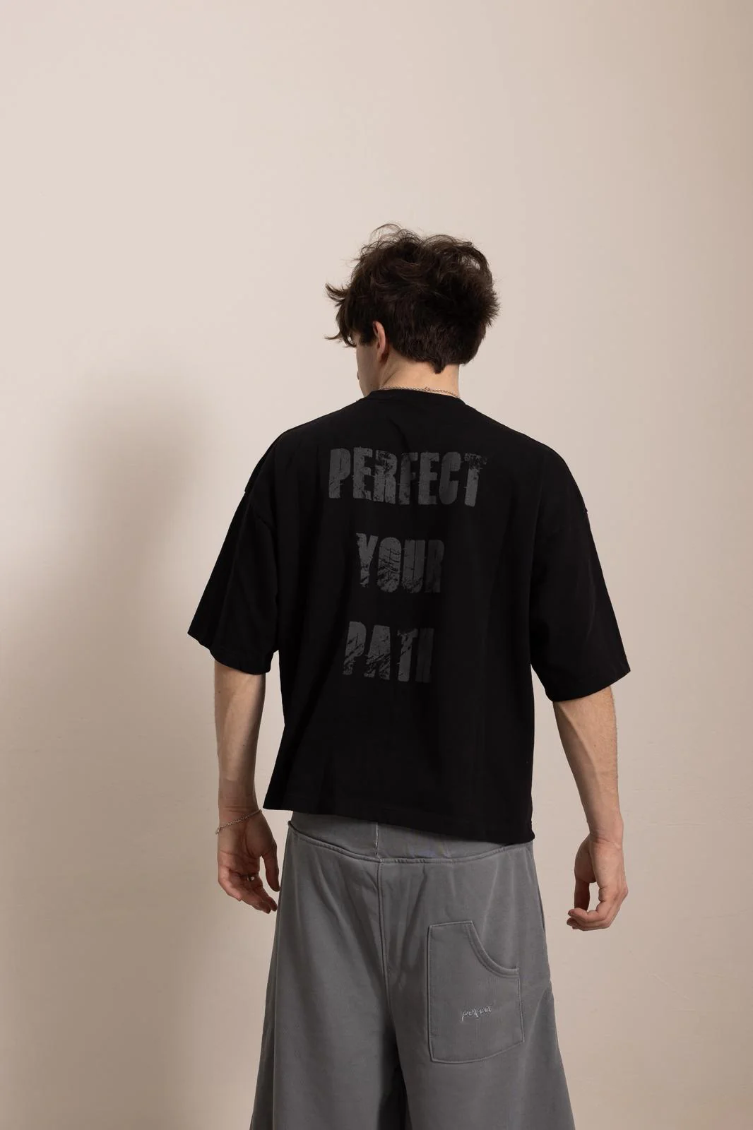 BLACK "P" VISION TEE - Image 5